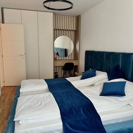 Luxury Blue Apartment Iasi Exteriér fotografie