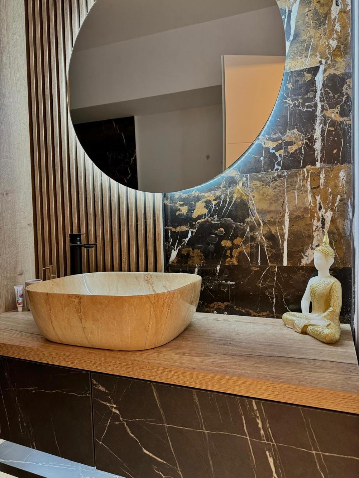 Luxury Blue Apartment Iasi Exteriér fotografie